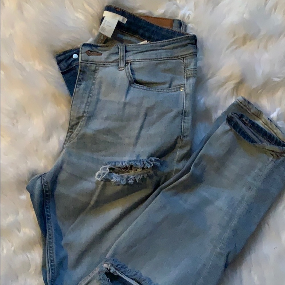 Ripped boyfriend jeans